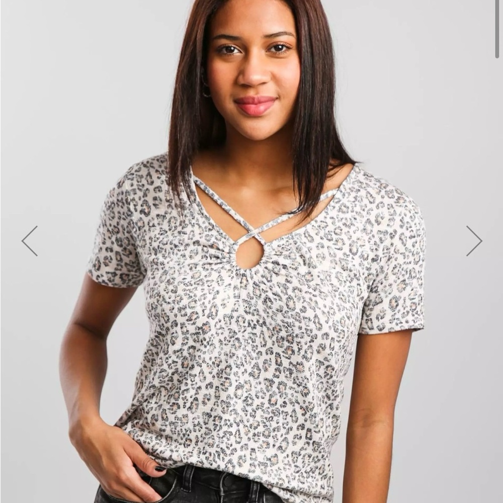 White Crow Buckle leopard crisscross top